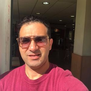 Meet your Posher, Adil